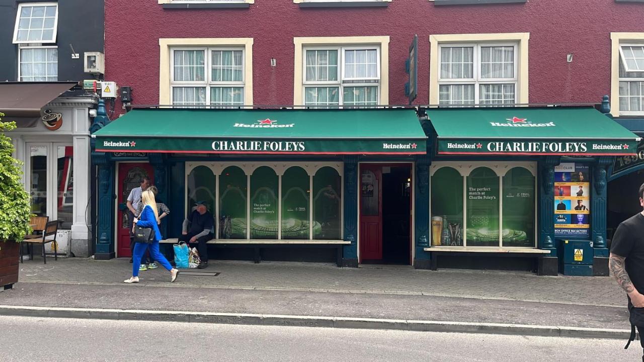 Bed and Breakfast Charlie Foleys Cill Airne Esterno foto